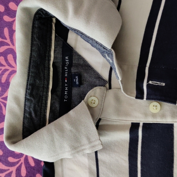 Tommy Hilfiger Tshirt - Picture 3 of 12